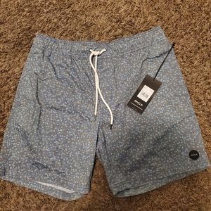 RVCA SWIM TRUNKS 17"